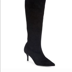 Stylish & Sexy Black Boots - Size 6